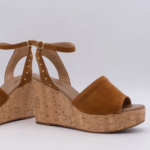 Sandales compensées pour Femme NéroGiardini 7663 Camel